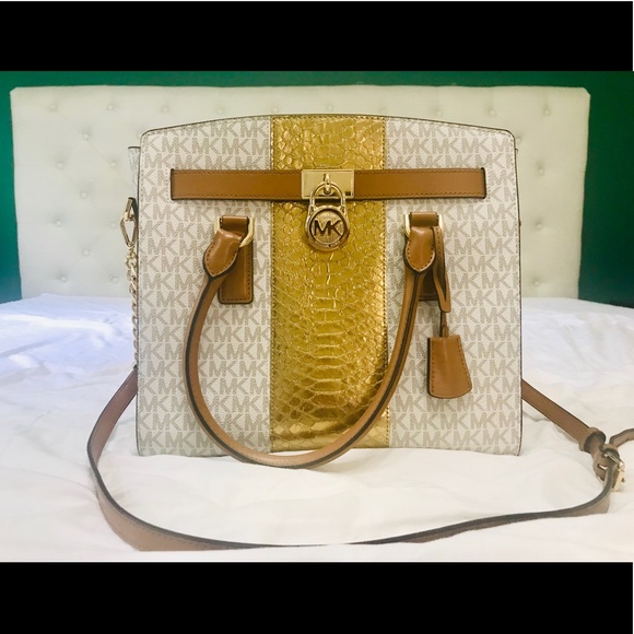 Michael Kors Handbags - Michael Kors Hamilton